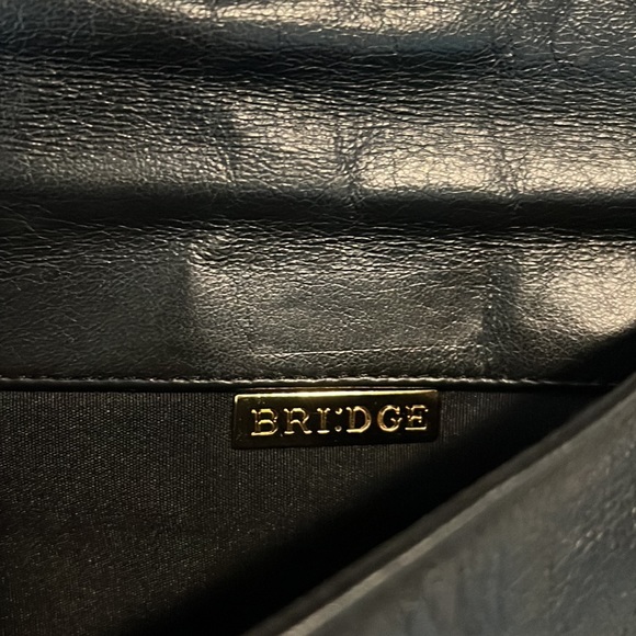 Bottega Veneta Style Crossbody 100% Soft Leather - Picture 2 of 6